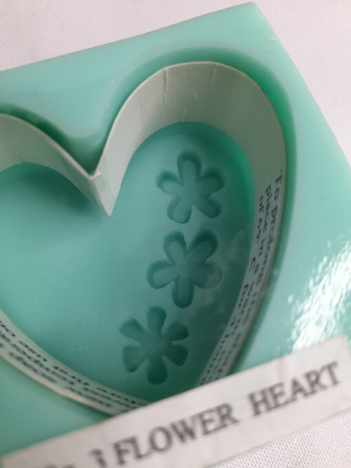 Heart with Flowers Silicone Mould - 83g - Image 2