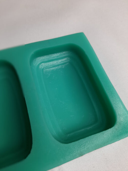 3 Cavity Guest Silicone Mould - Image 2