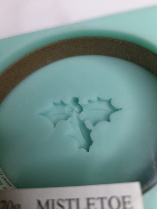 Christmas Mistletoe Silicone Mould - 75g - Image 4