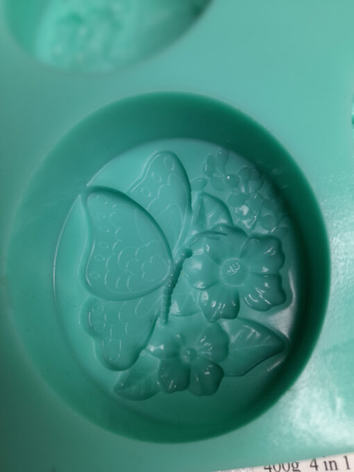 4 Cavity Butterfly Garden Silicone Mould - 134g - Image 3