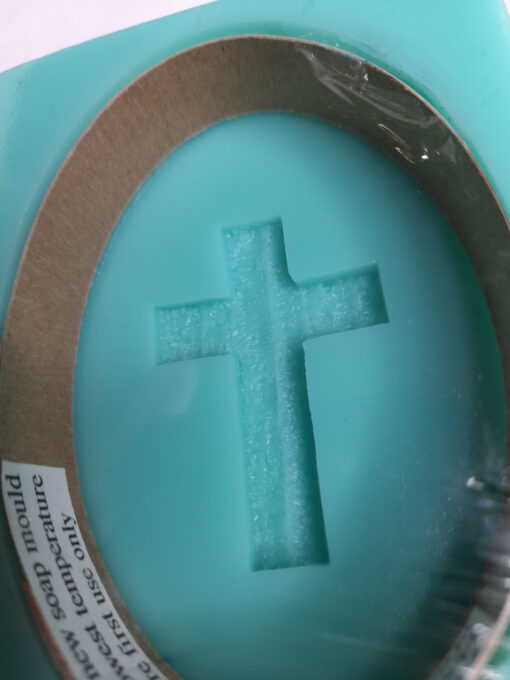 Rustic Cross Silicone Soap Mould - Image 2