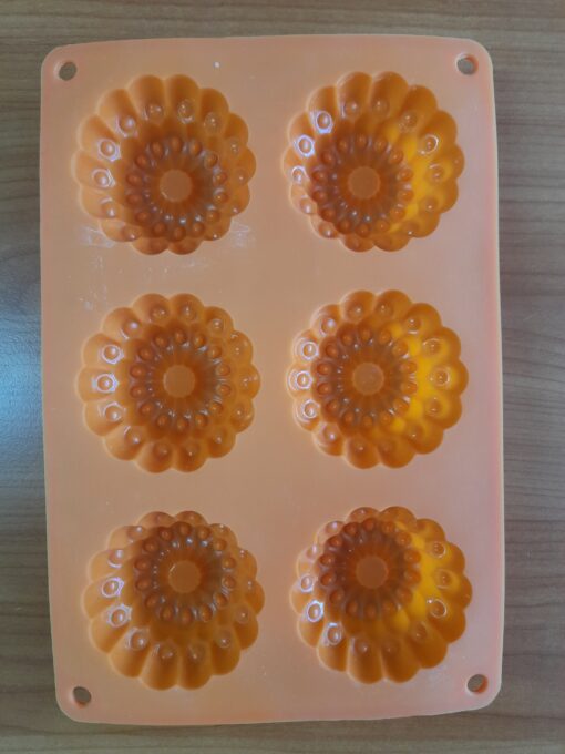 6 Cavity Orange Florals Silicone Mould - Image 2