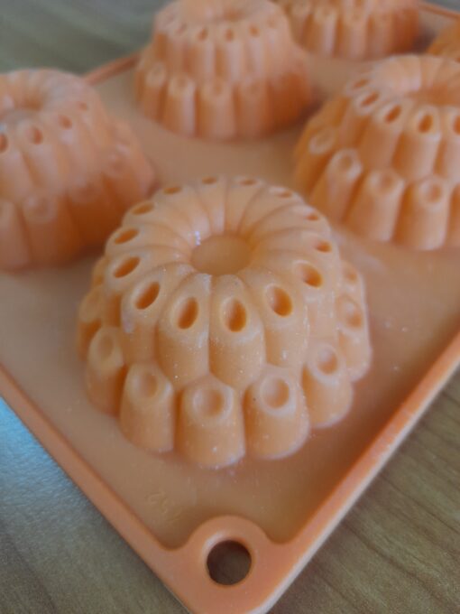 6 Cavity Orange Florals Silicone Mould - Image 3