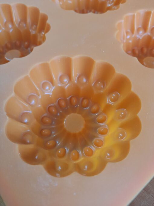 6 Cavity Orange Florals Silicone Mould - Image 4