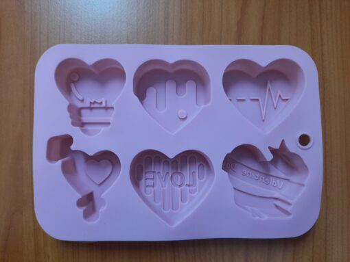 6 Cavity Heart Shaped Valentine's Silicone Mould