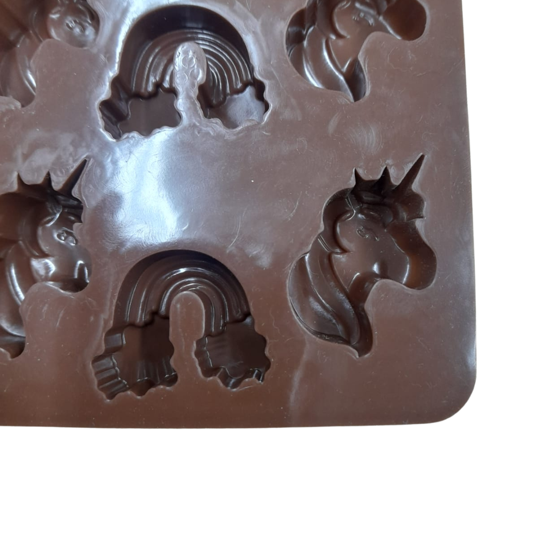 Unicorn & Rainbow Silicone Mould - Image 4