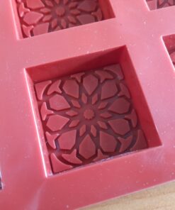 Alternative view of 15 Cavity Square Floral Mini Mould